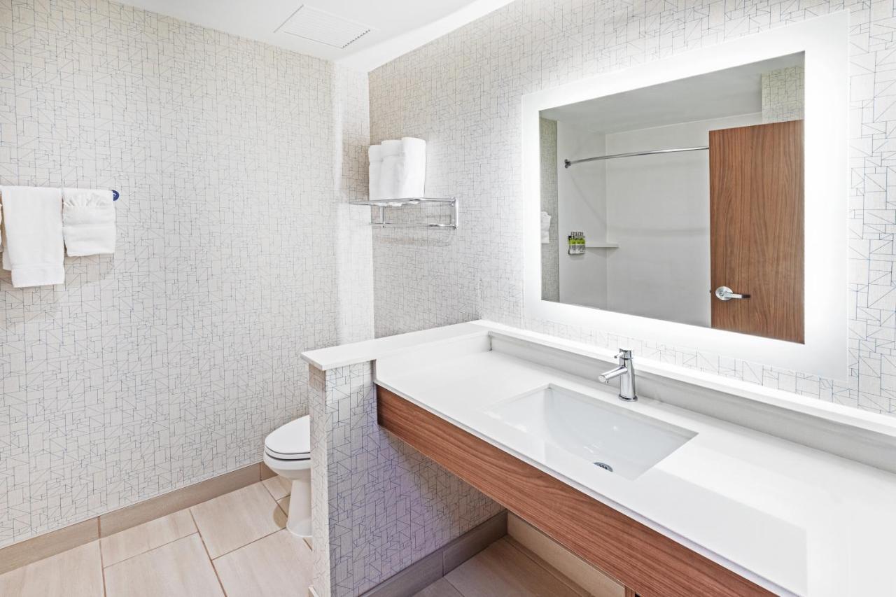 Holiday Inn Express & Suites - Stafford Nw - Sugar Land By Ihg Εξωτερικό φωτογραφία